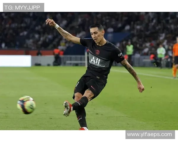 迪马利亚：从足球场上到人生巅峰的传奇之路